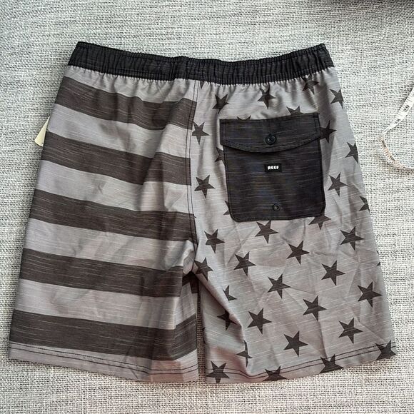 Reef Swim Trunks Mens Size Small Hancock E Waist Flag Black Grey Swimsuit Shorts - Picture 6 of 6